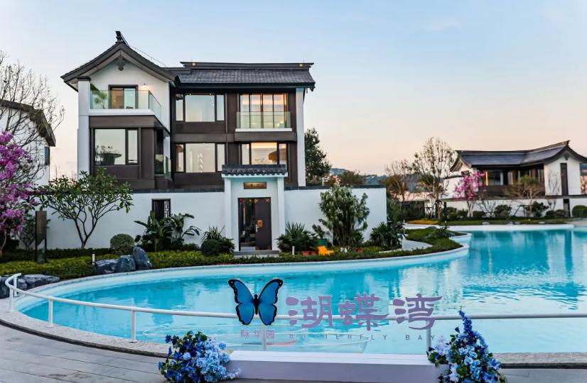 迪拜水晶湖,迪拜水晶湖最美的地方