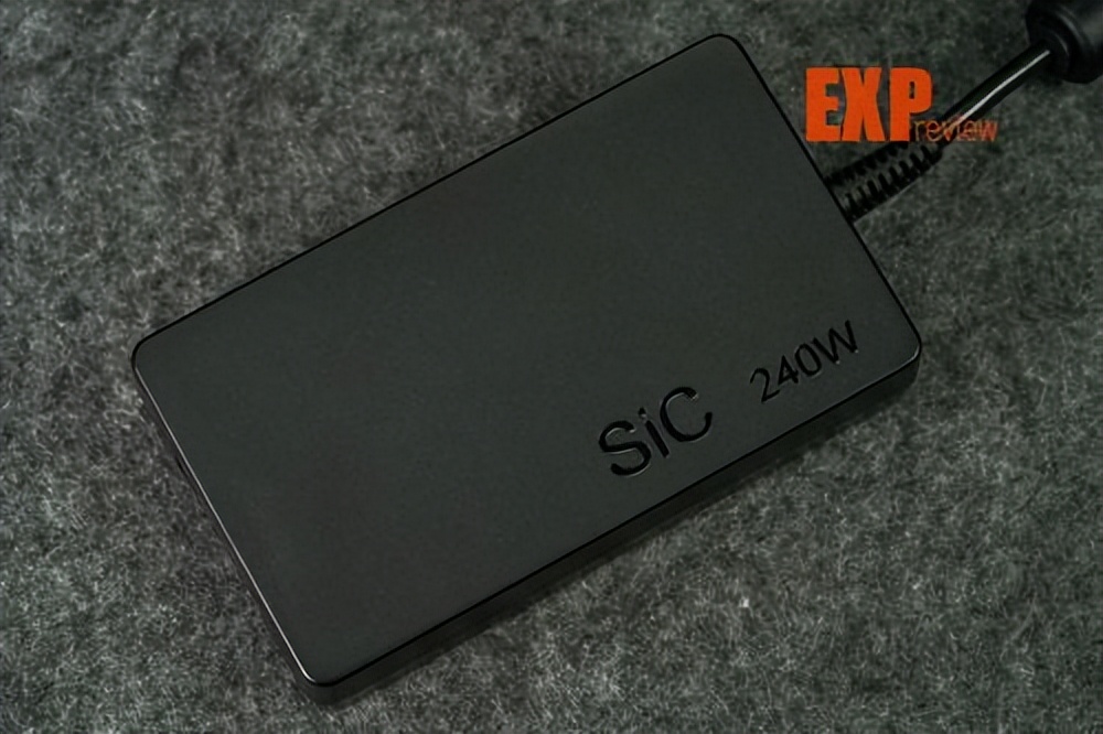 机械革命蛟龙16k4060对比神舟z8d6,机械革命蛟龙16k极光pro旷世g16