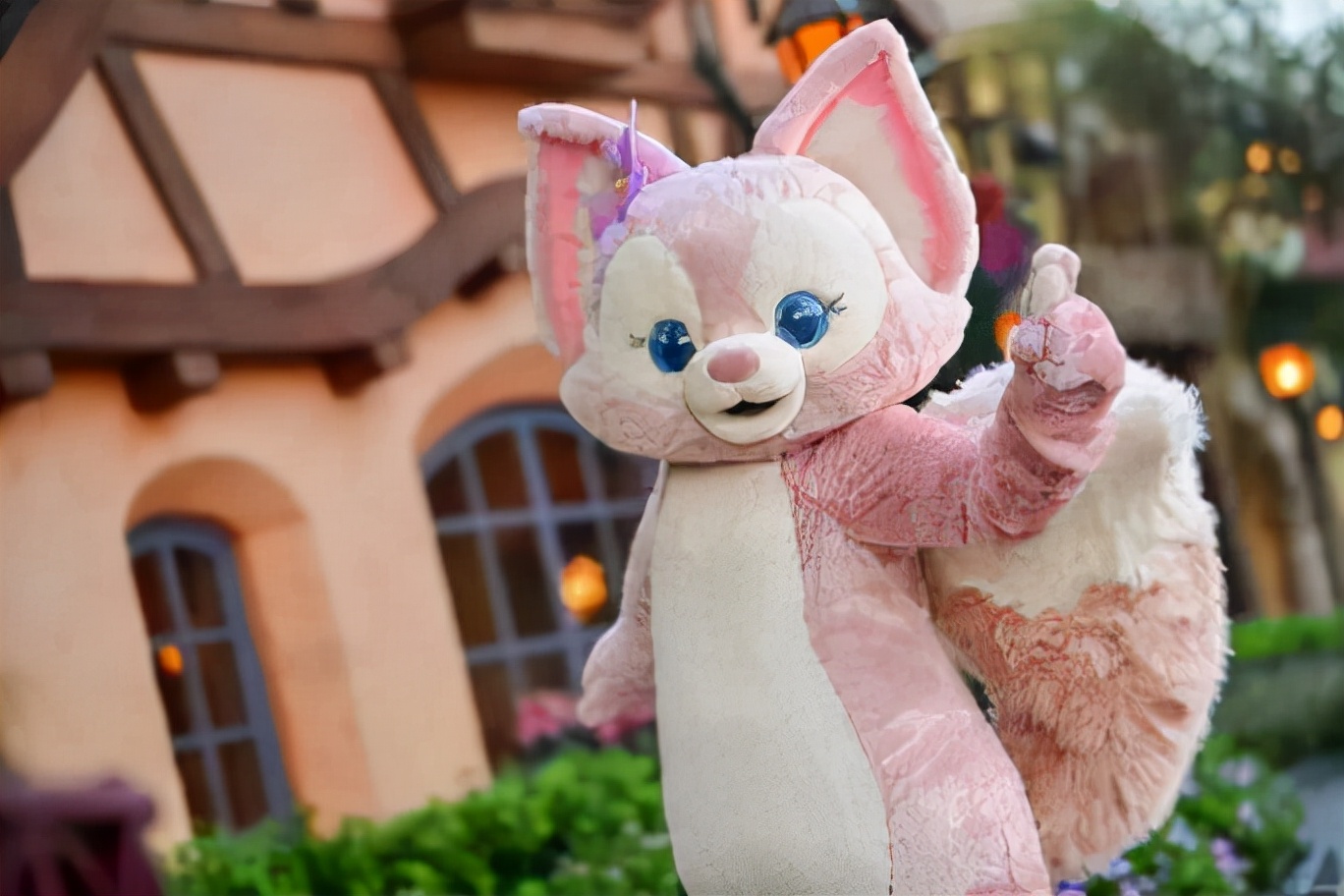 玲娜贝儿为何成为新顶流,玲娜贝儿上过哪些热搜