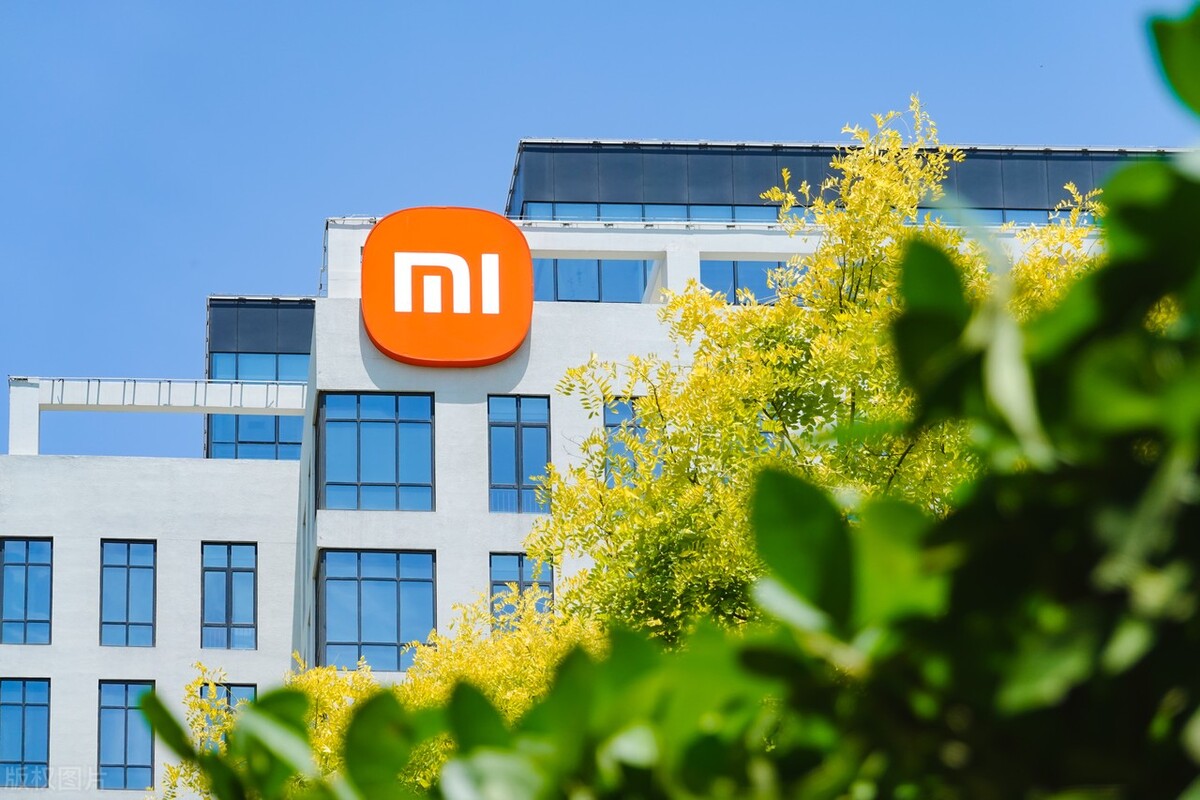 打破低端山寨机要感谢这个人，如今已成为1000亿美元公司领导者