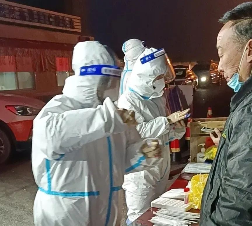 为了万家灯火，他们坚守一道道关口