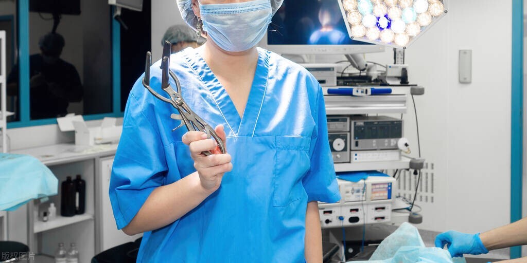 科普系列出现肛门不适症状怎么办,科普痔疮不治疗后果