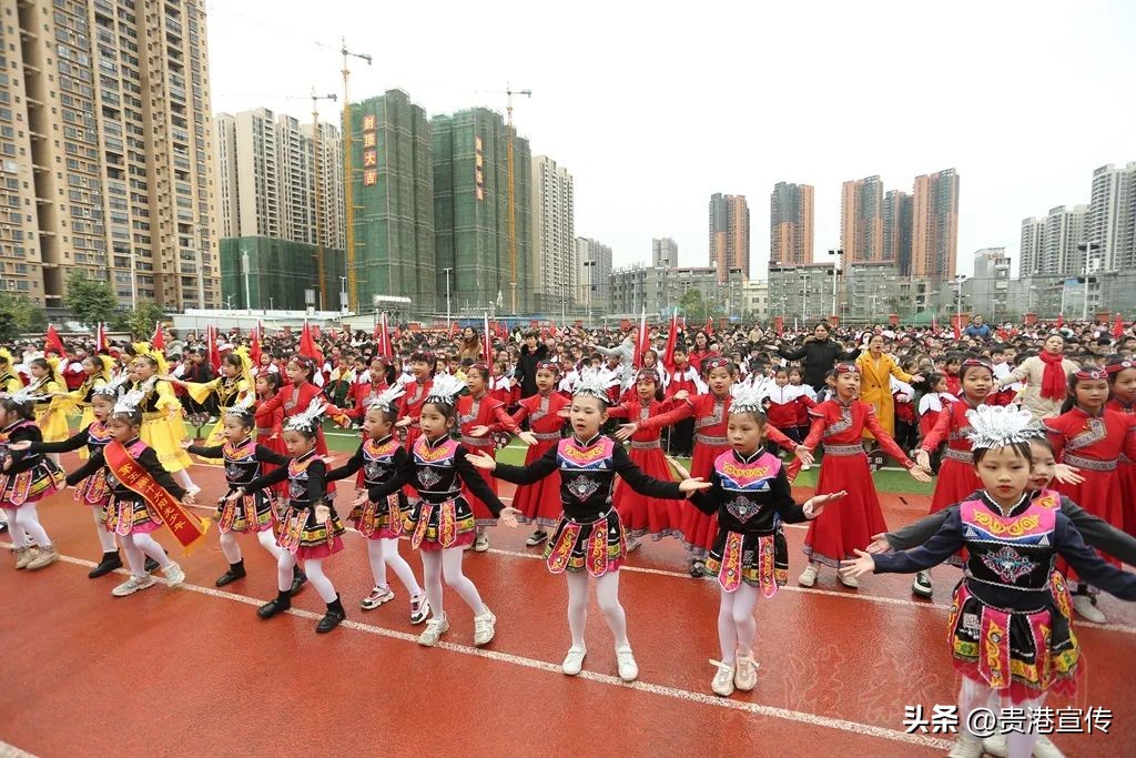 开学花式迎新,广西南宁市花式开学