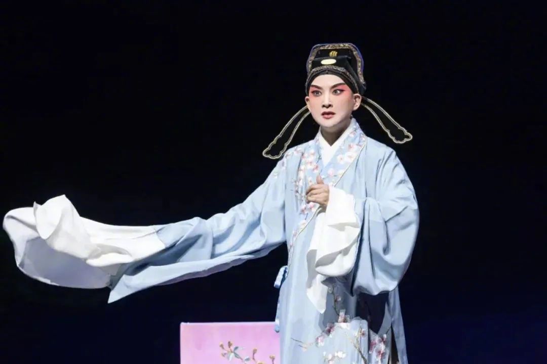 中国最叛逆的情爱戏，绝美上演