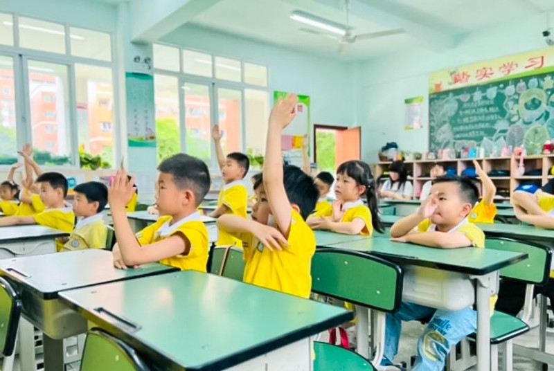 高坪区青苹果幼儿园,南充高坪区有几个青苹果幼稚园