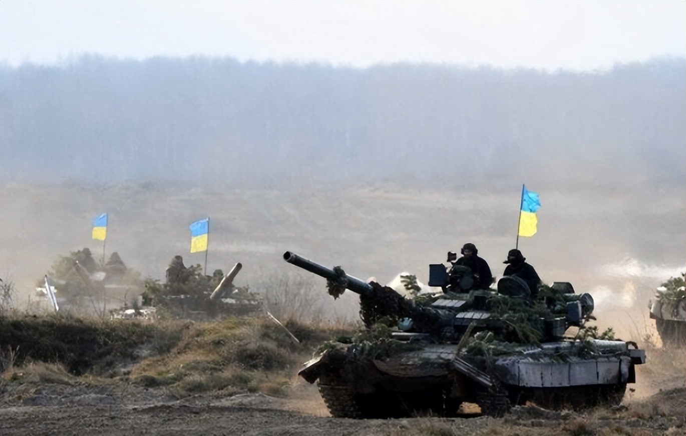 苏35航母最新视频,终于来了美国