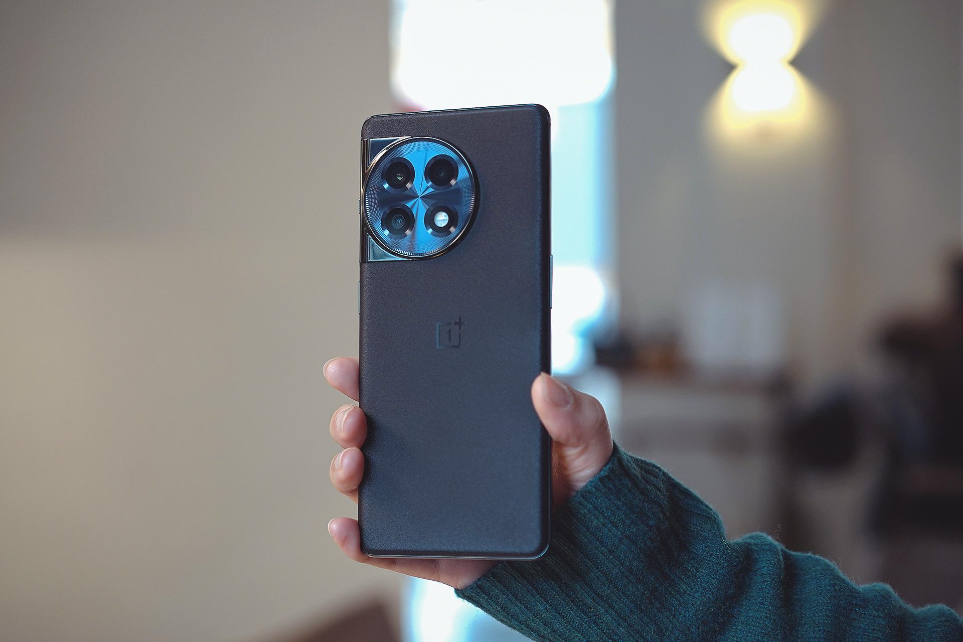 红米k60和一加ace2谁性价比更高,为什么红米k60降价