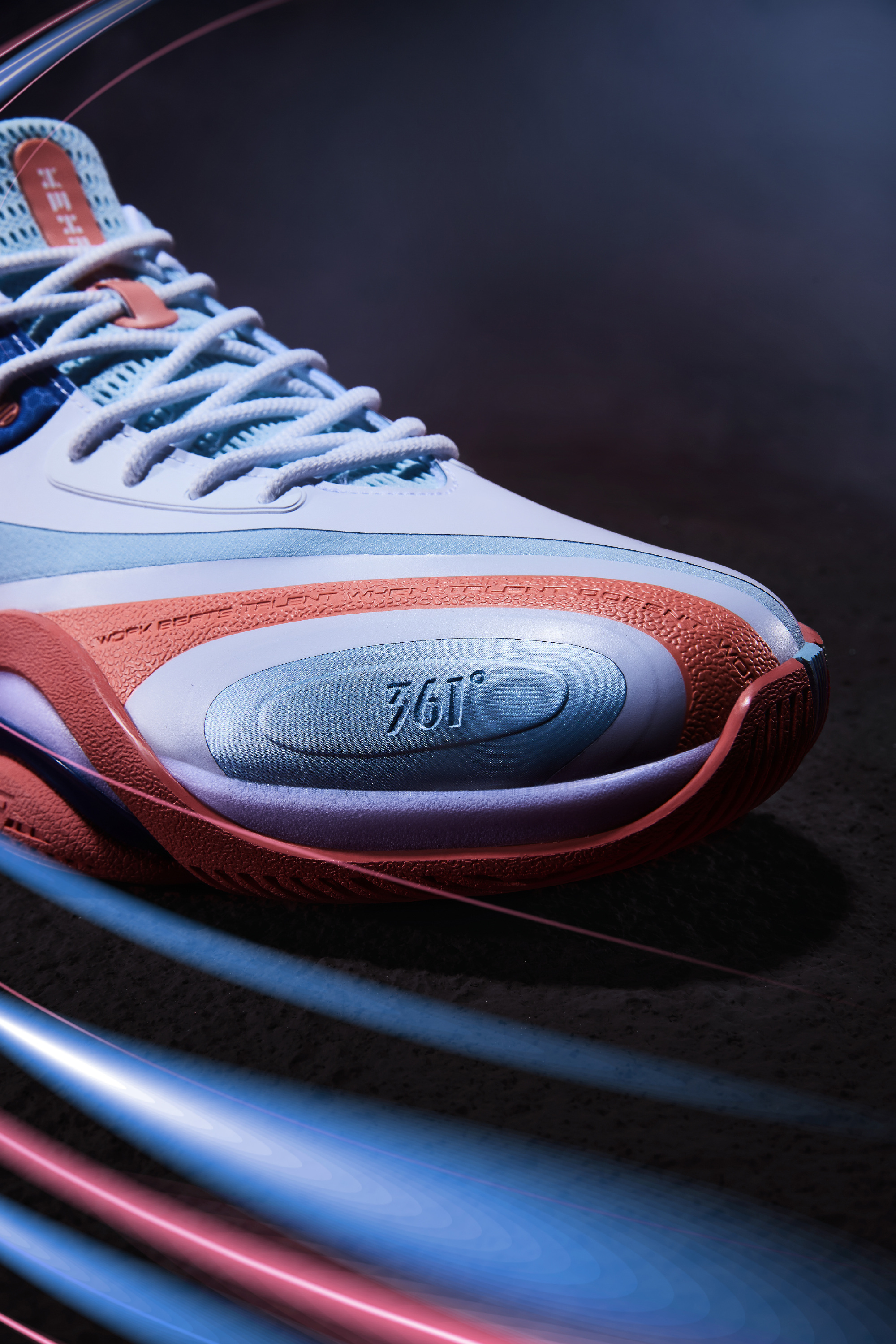 黑马来袭！361度后卫鞋帅翻，洞洞鞋好评，休闲款撞脸库里8？