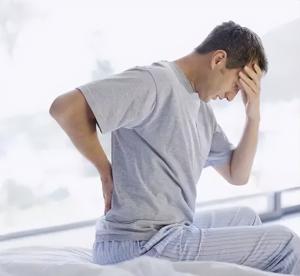 男人喝枸杞水能降血糖吗,长期用枸杞泡水喝是养肾还是伤肾