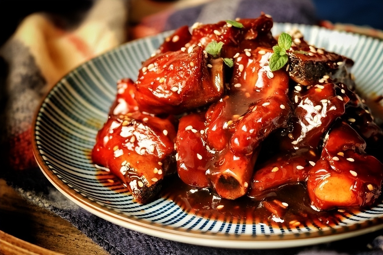 上海农村流行吃“怪席”：满桌鲍鱼海参，为何村民们只随礼50元