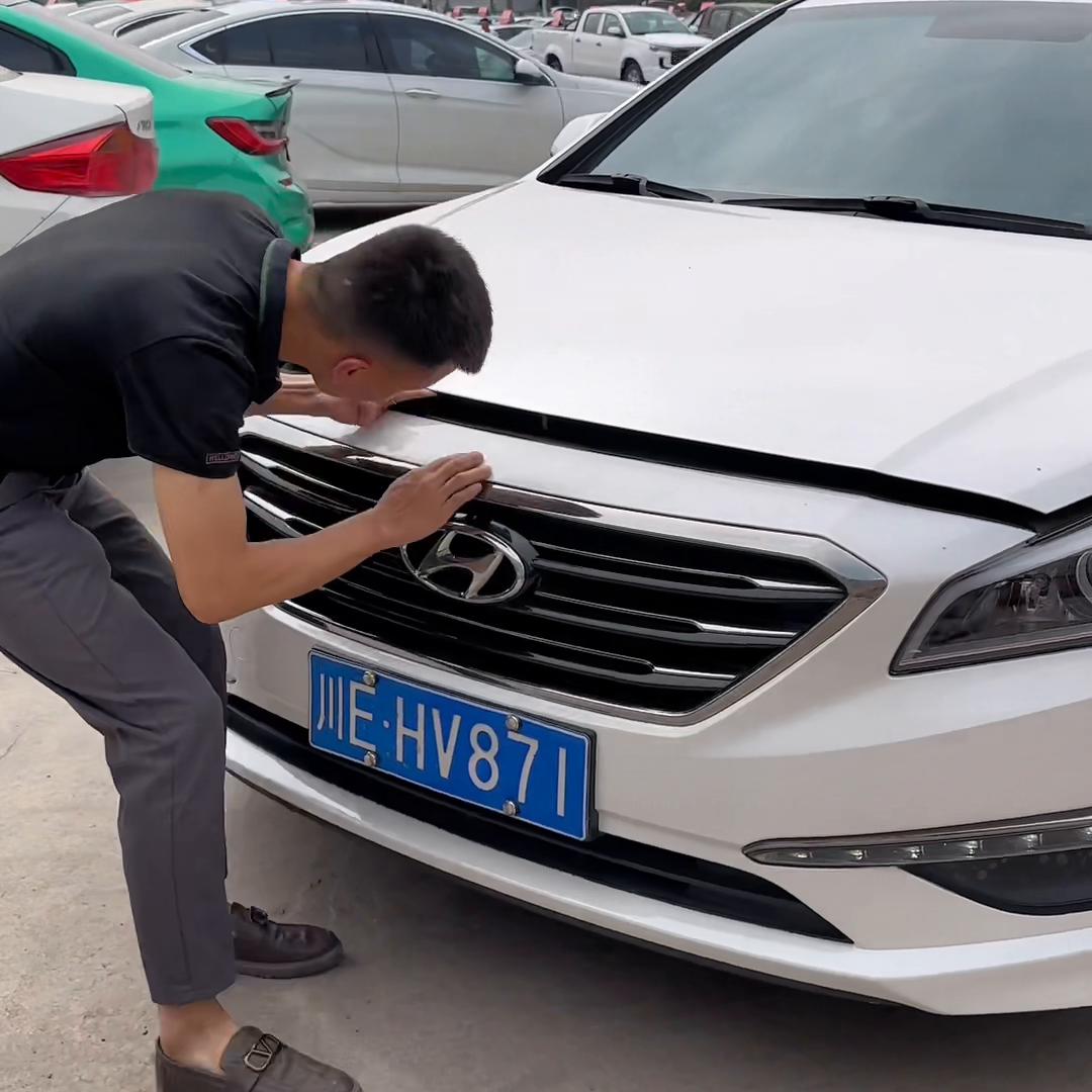 2016年现代索纳塔九2.4顶配,16年现代索纳塔9代b级车多少钱