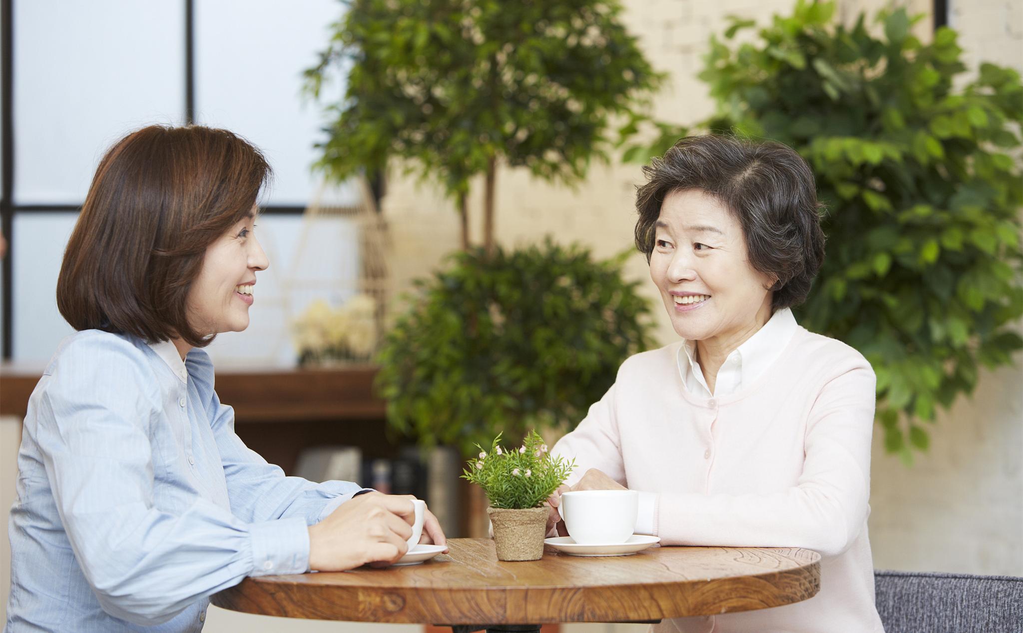 婆婆押着孕7个月媳妇引产，死胎出来的样子，让丈夫痛不欲生！