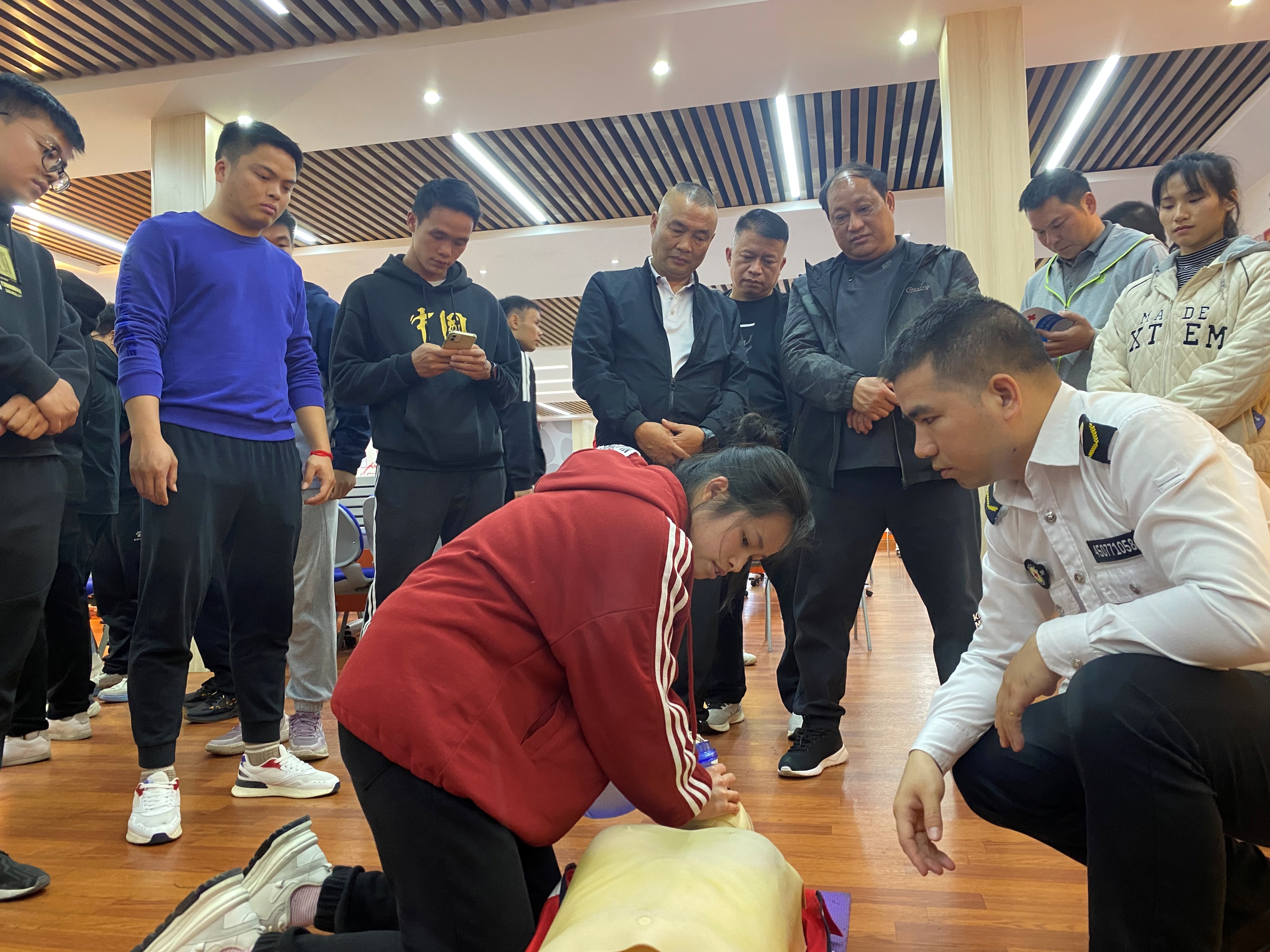 应急救护员培训班通讯报道,应急救护培训班倒计时