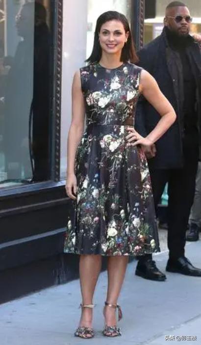 莫瑞娜·巴卡琳：出色演技和多样化的角色，备受人们的赞誉！