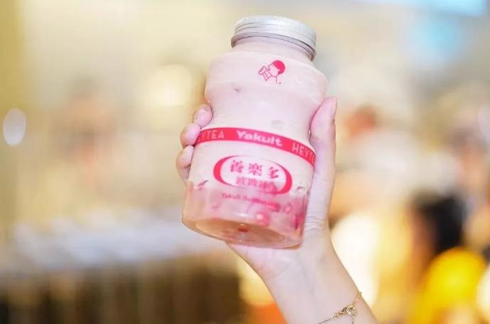 养乐多是一家什么样的公司,养乐多集团的创始人