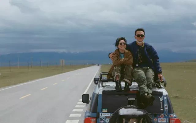 15位明星群居生活,15个过气演员