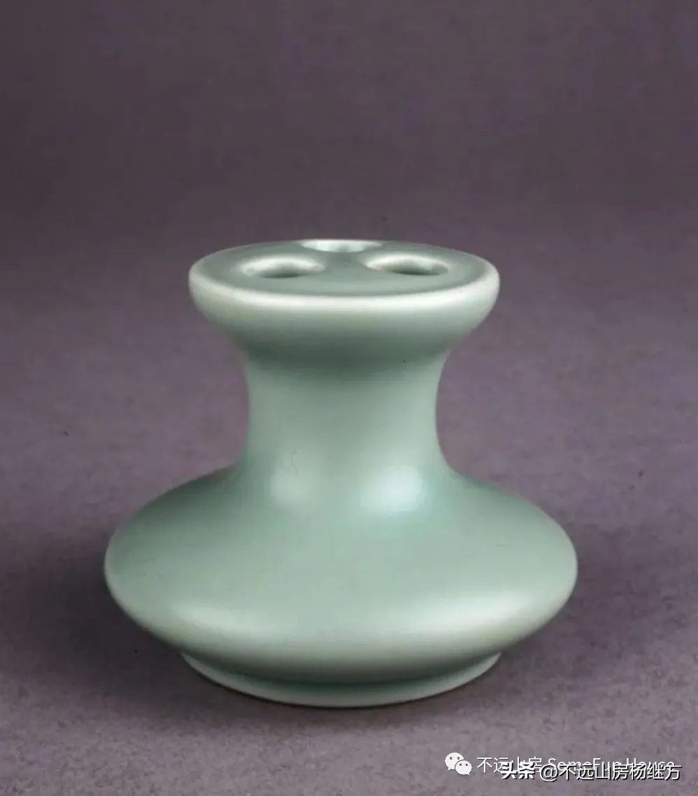 雍正黄色釉瓷器图,清代雍正朝粉青釉瓷器鉴赏
