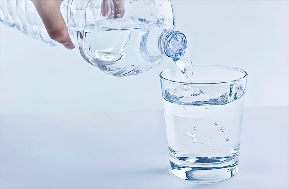 男人如何不变成油腻大叔,男人不想老一点怎么做好