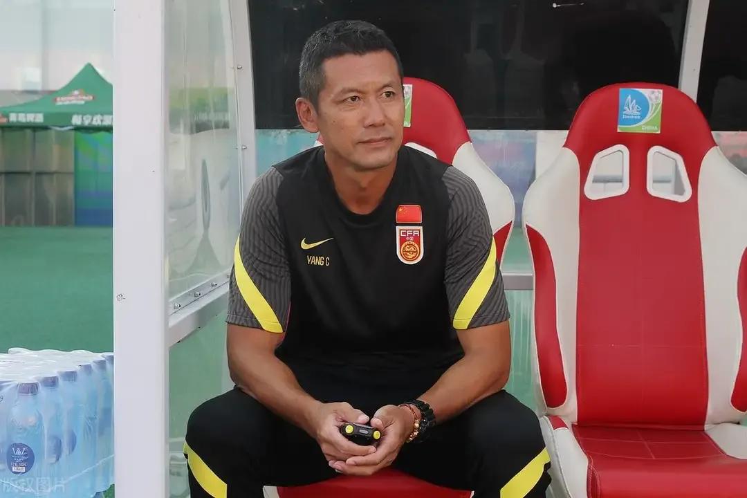 球员退役当老师,球员退役回来当主帅