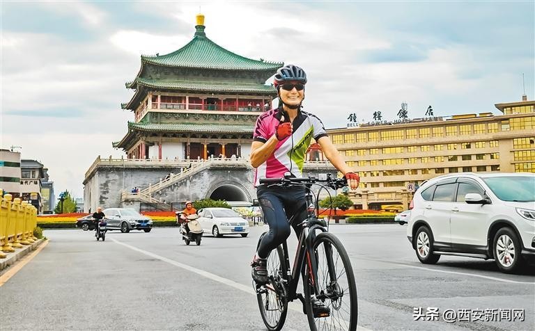 三次大陆骑行都到西安，台湾七旬老人陈敏先——让更多人看到祖国腾飞