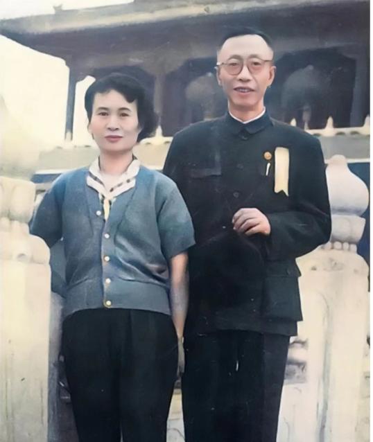 李淑贤婚史,李淑贤为啥和溥仪只生活五年