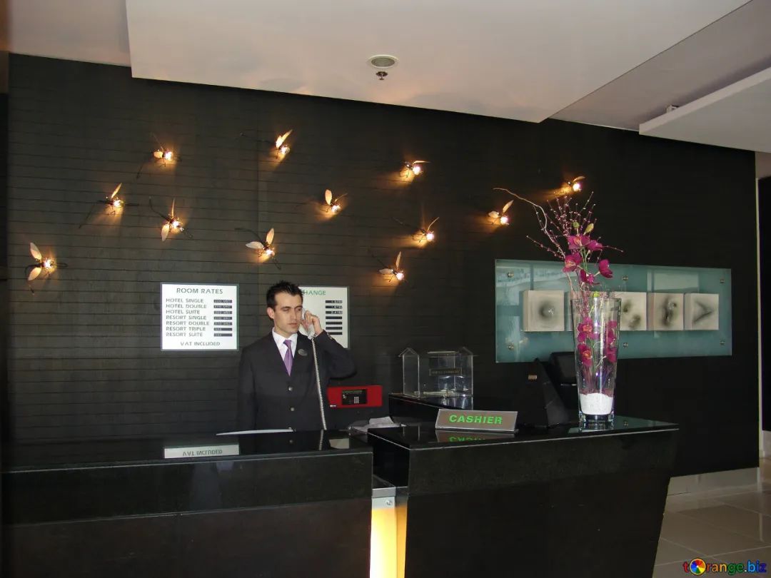 酒店客人随意差评怎么回复,怎么回复客人给酒店的差评