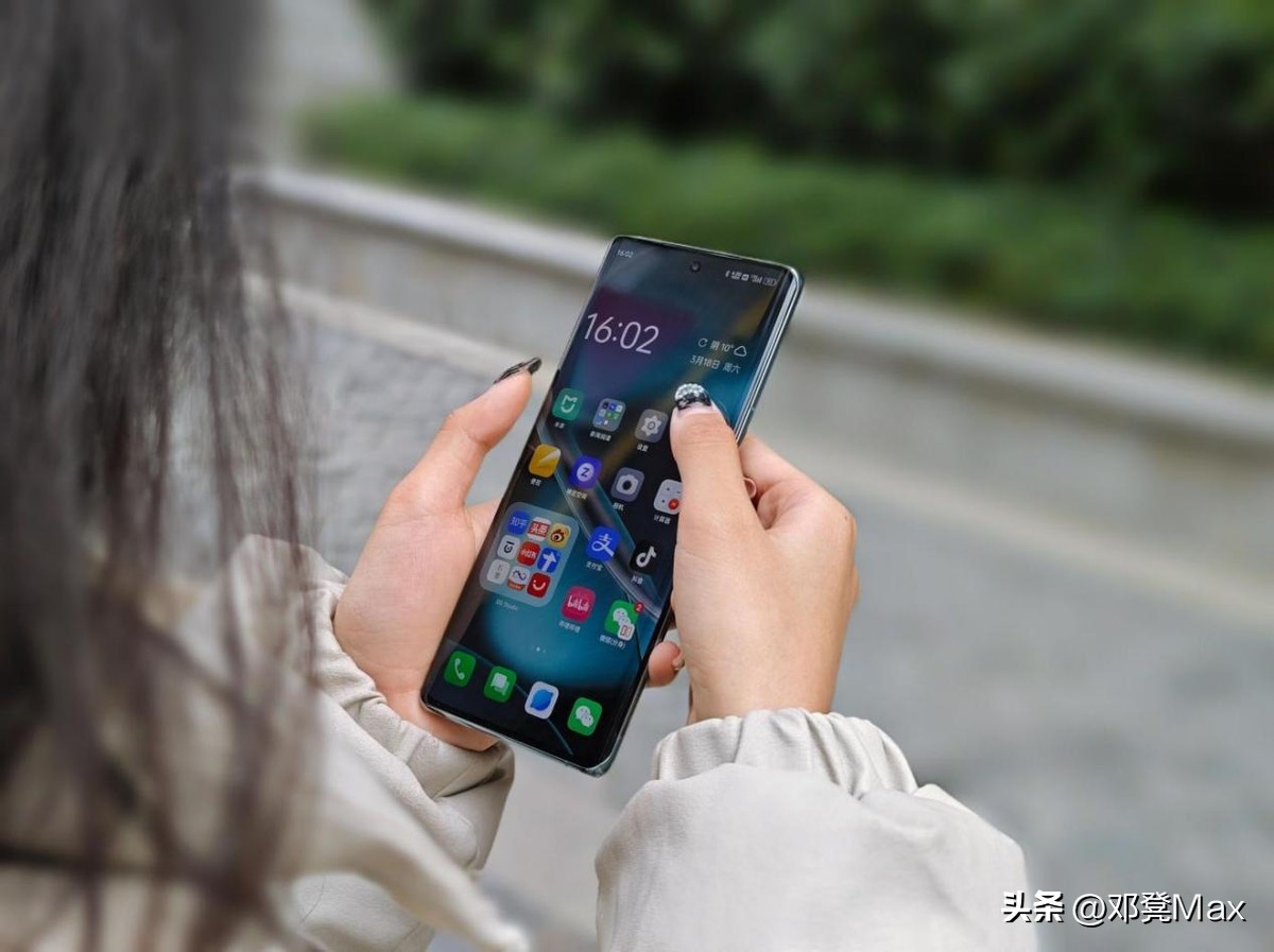 oppofindx3pro值得买吗,oppofindx6现在还值得买吗