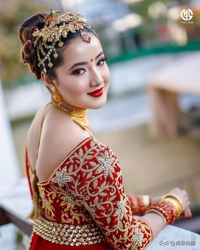 尼泊尔女孩一生嫁五个男人,尼泊尔姐妹嫁中国一个男孩