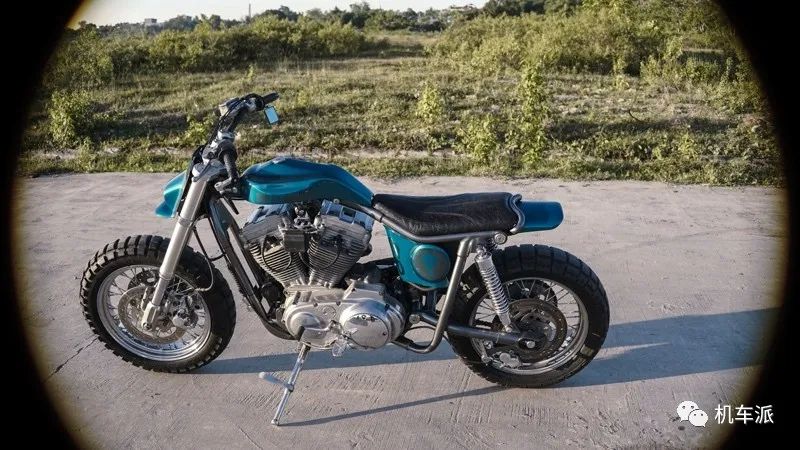 定制|来自望加锡的小怪兽哈雷XL1200Tracker欣赏