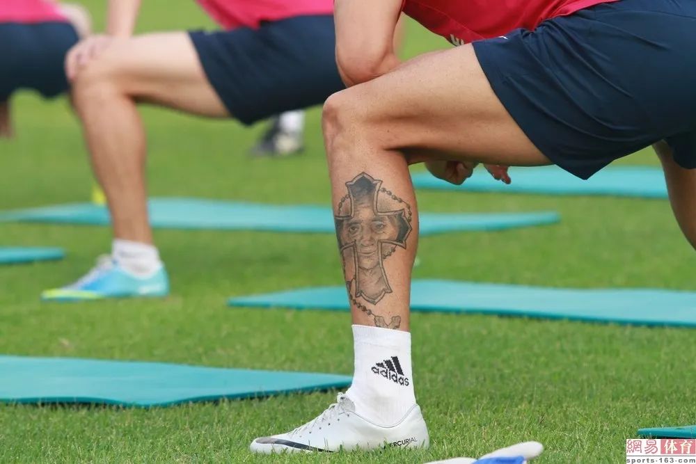 艾克森中超最新消息,艾克森中超射手王亚冠