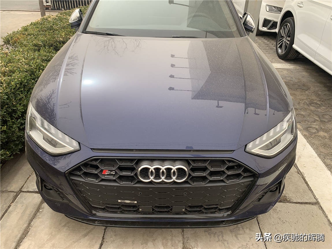 奥迪s4高配落地多少钱,奥迪s42023款落地价油耗