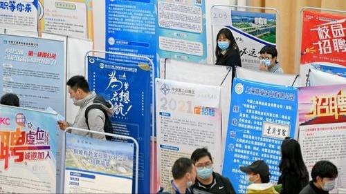 国内一所双非大学,位于港口,当地认可度高,有企业扶持易就业