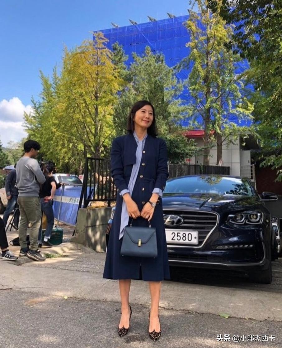 明星都在背的大牌包包盘点,明星爱不释手的平价包包