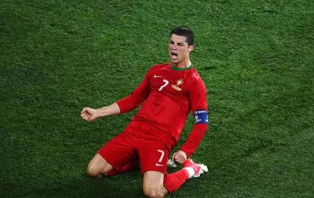 “C罗抢劫了我的金球奖！”里贝里对2013年金球奖仍然耿耿于怀