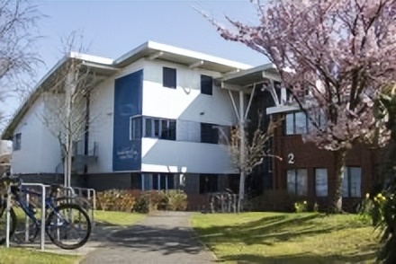 南安普顿大学——大学企业孵化器SETsquared的创始合伙人