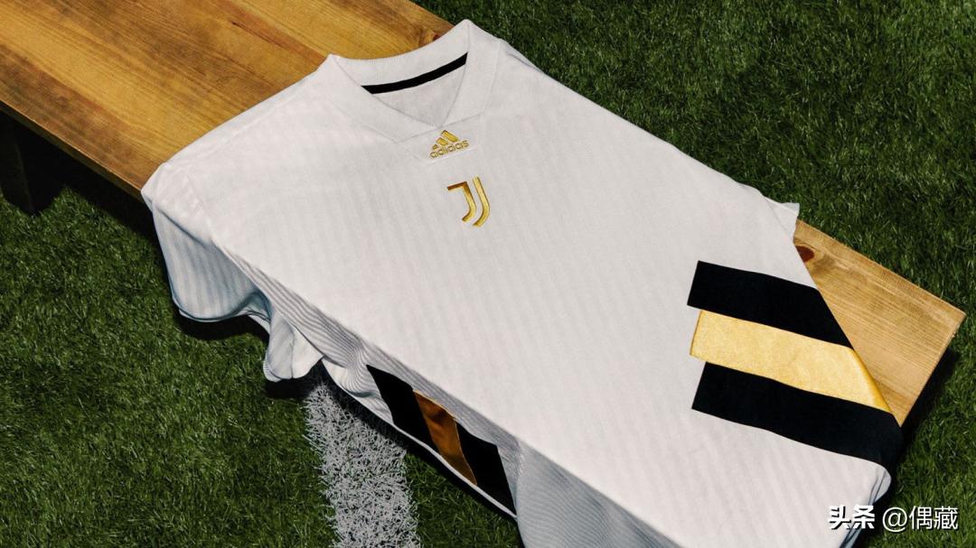 c罗海报最新,thedugout限量签名海报