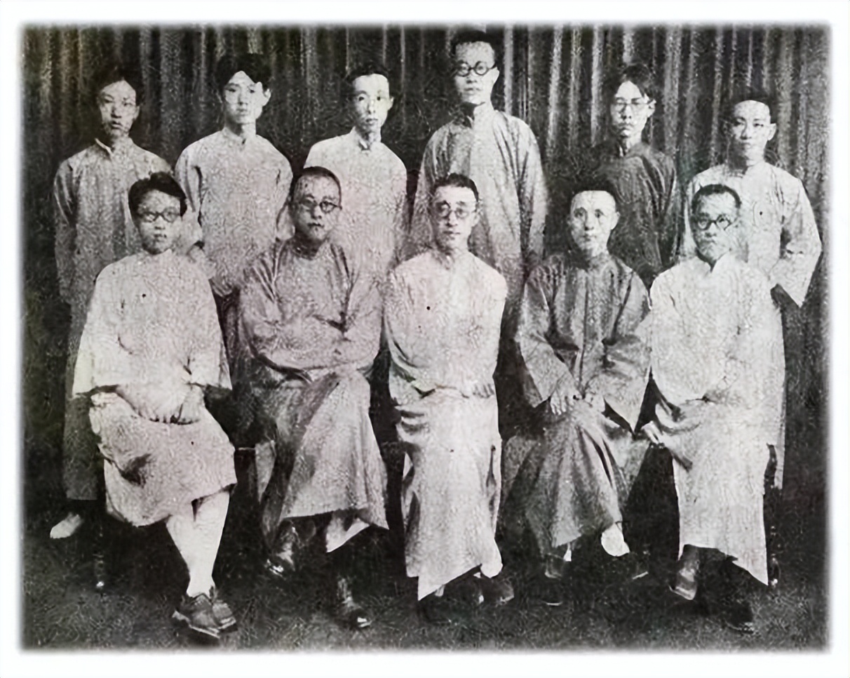 她是陈独秀最宠爱的孩子，不听劝告遭骗婚，晚年还被儿子卷走财产