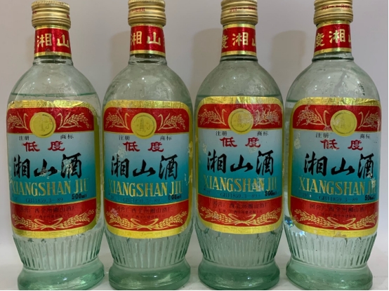 最难喝的白酒三花酒,广西人一般喝什么型的白酒