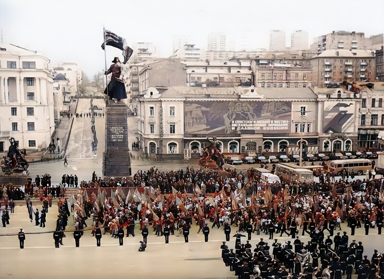 80年代的符拉迪沃斯托克的温馨照片