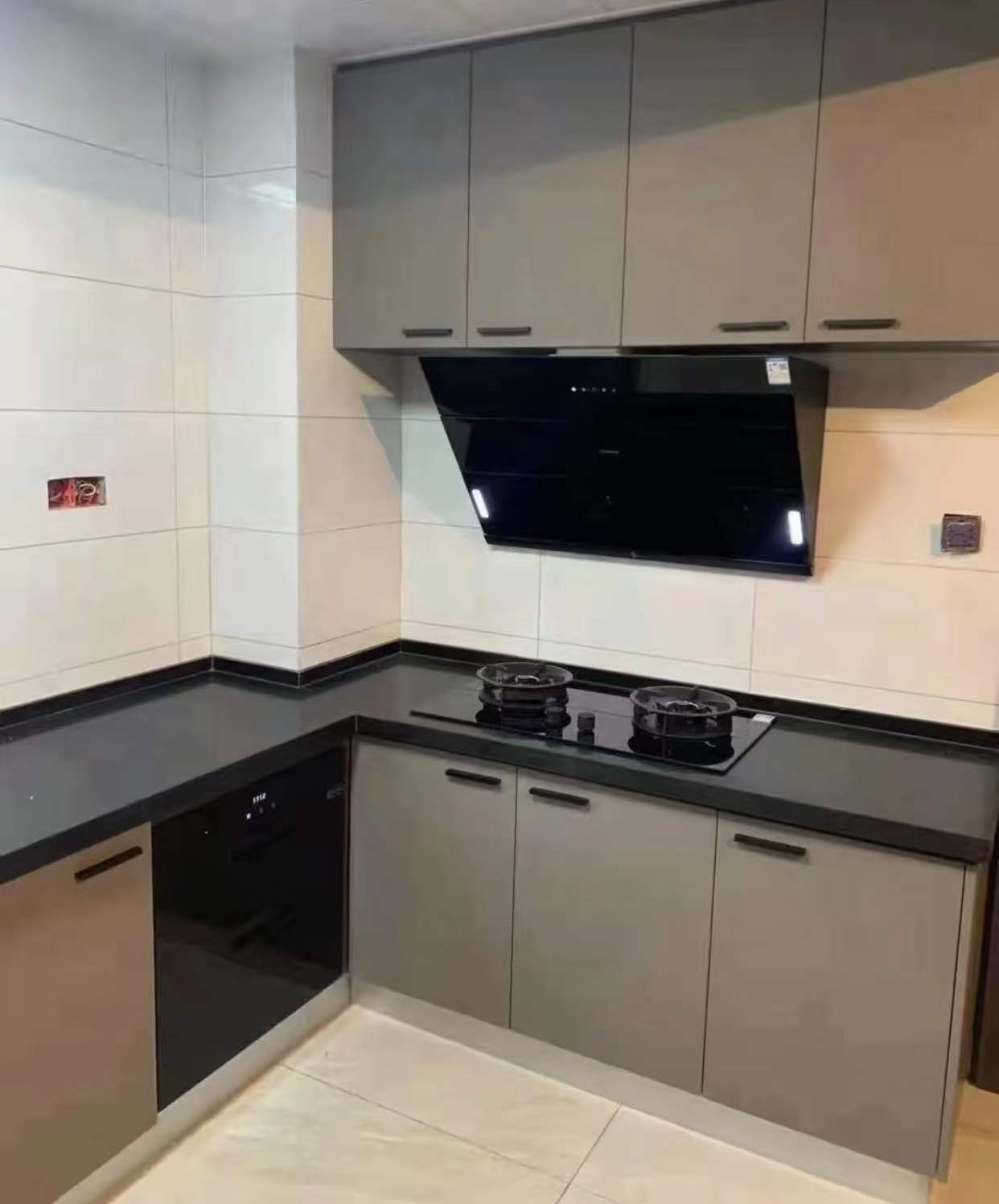 顶吸油烟机好还是侧吸油烟机好？我家买了2台，终于搞明白区别了