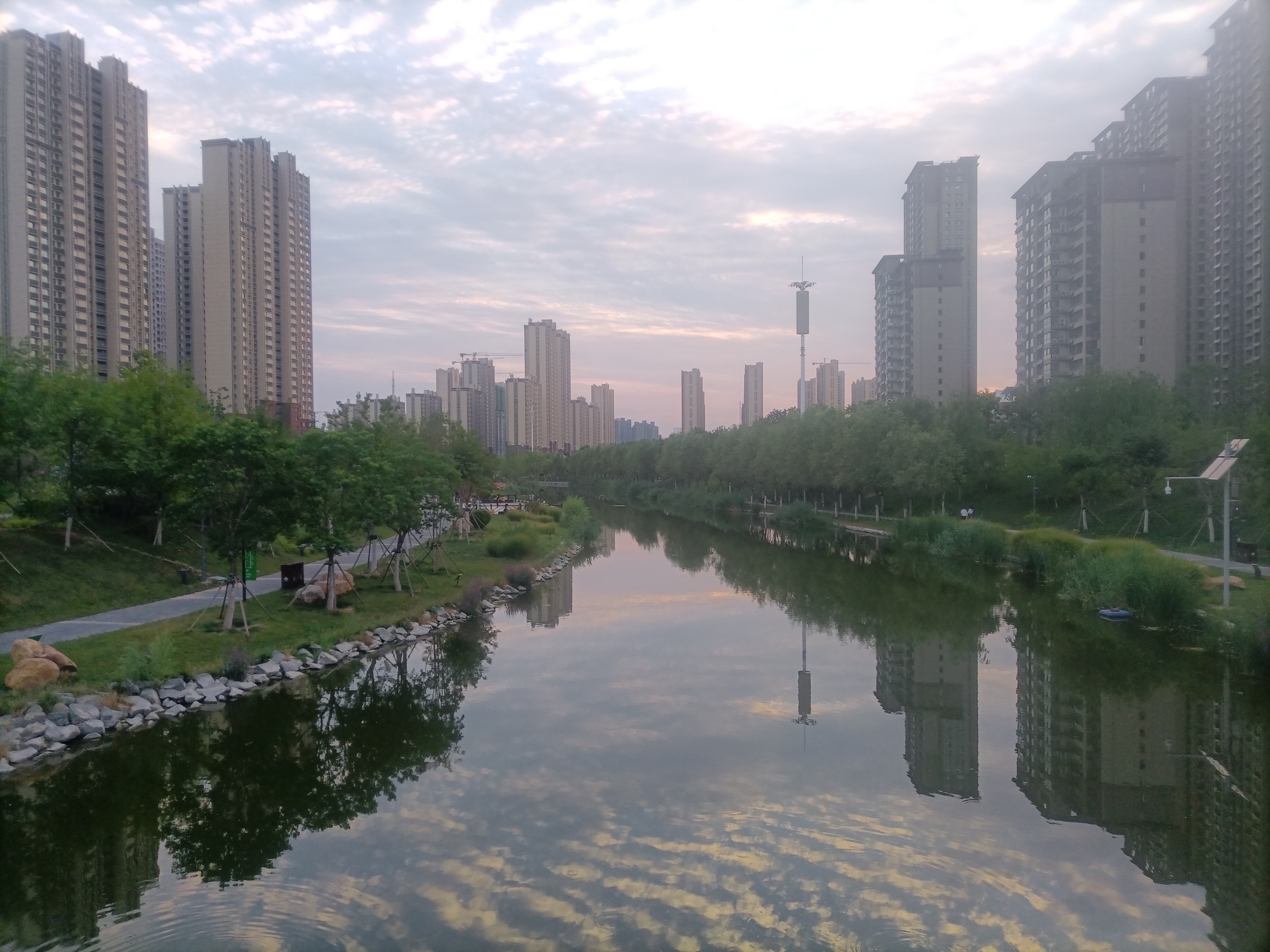 菏泽：你知道“天空鲤鱼斑，明天晒谷不用翻”的意思吗？