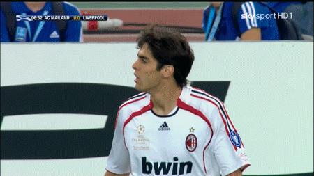 卡卡罗纳尔多现场观赛,卡卡和罗纳尔多在看台上