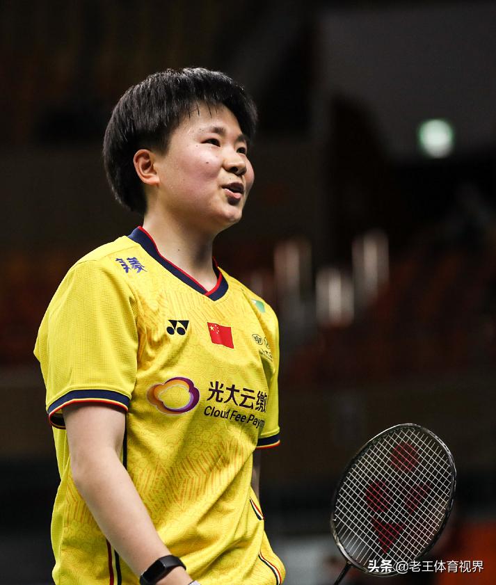 亚锦赛男单半决赛李诗沣对谁,羽毛球亚锦赛李诗沣对战翁泓阳