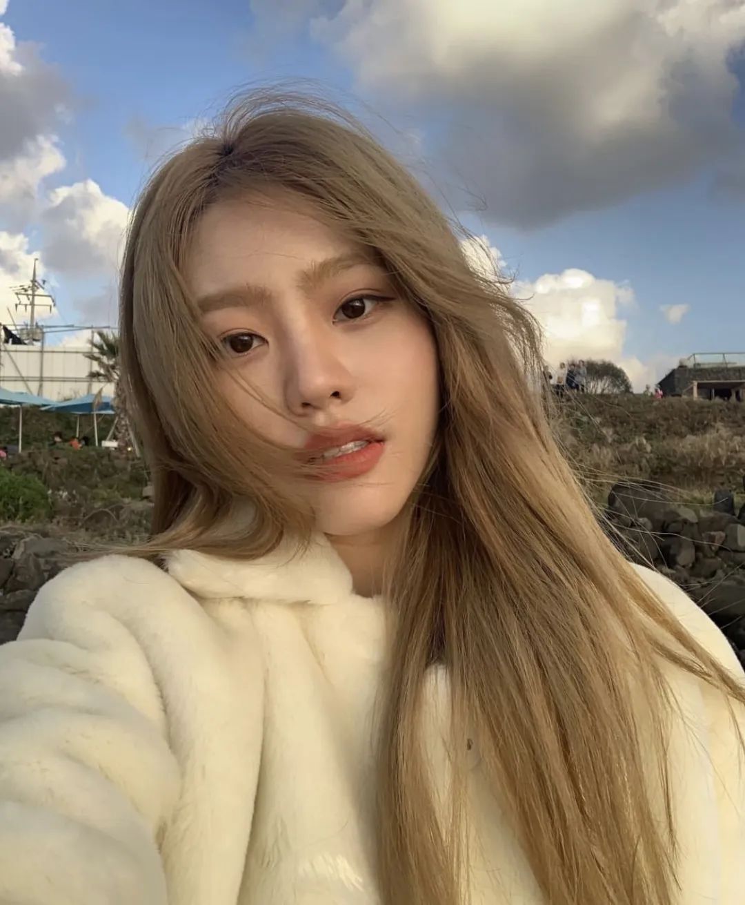 有这几个特点的女生打车去染浅发