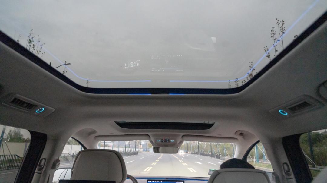 国产汽车比亚迪mpv腾势,国产mpv排行榜前十名腾势