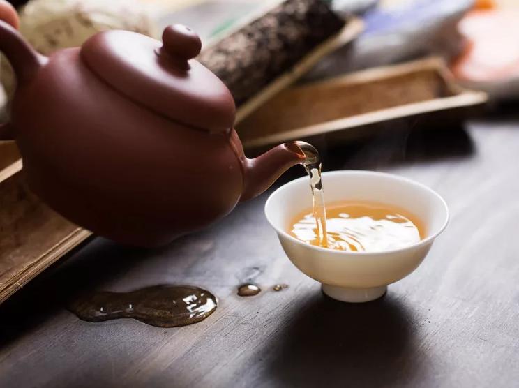 七子饼属于普洱茶的什么档次,七子饼茶是熟茶