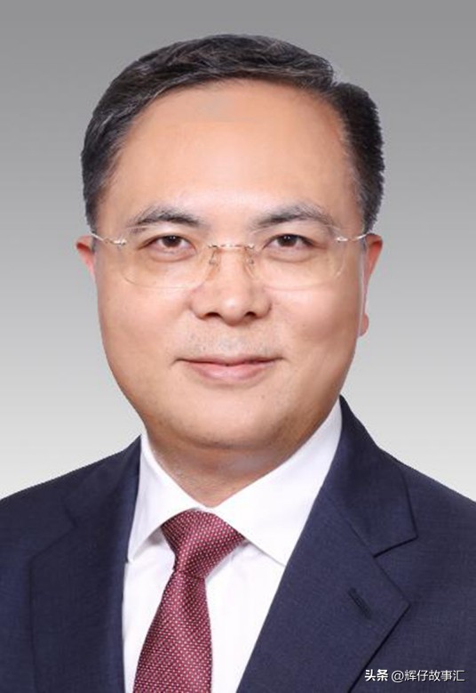 现任上海市市长和副书记,建国后历任上海市市长和市委书记