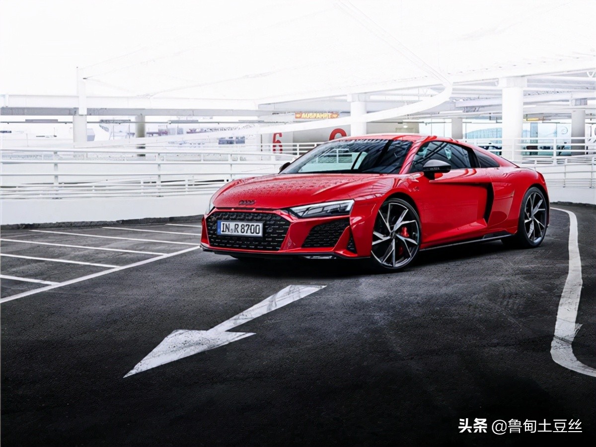 奥迪r8v10,17款奥迪r8v10coupe测评