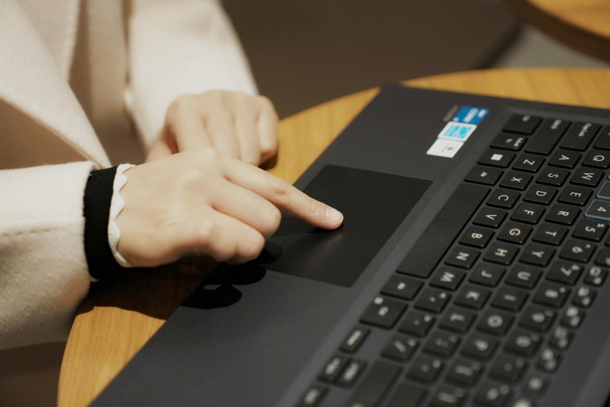 华硕破晓air13代酷睿,华硕笔记本破晓pro14是入门级吗