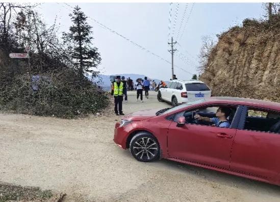 大悟公安全力做好樱花观赏高峰期安保工作